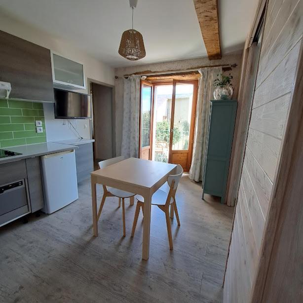 Chez Christine Et Fabrice Leilighet Font-Romeu-Odeillo-Via Eksteriør bilde